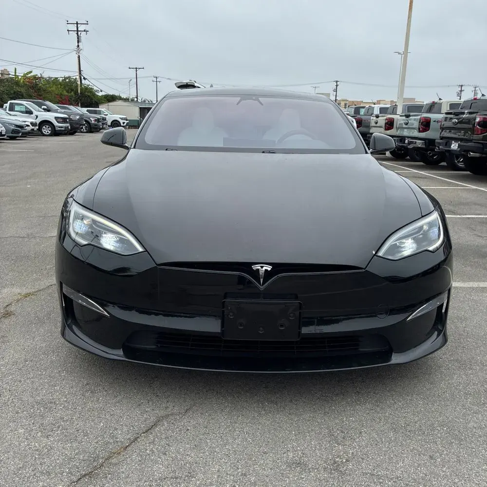 2023 Tesla Model S Plaid