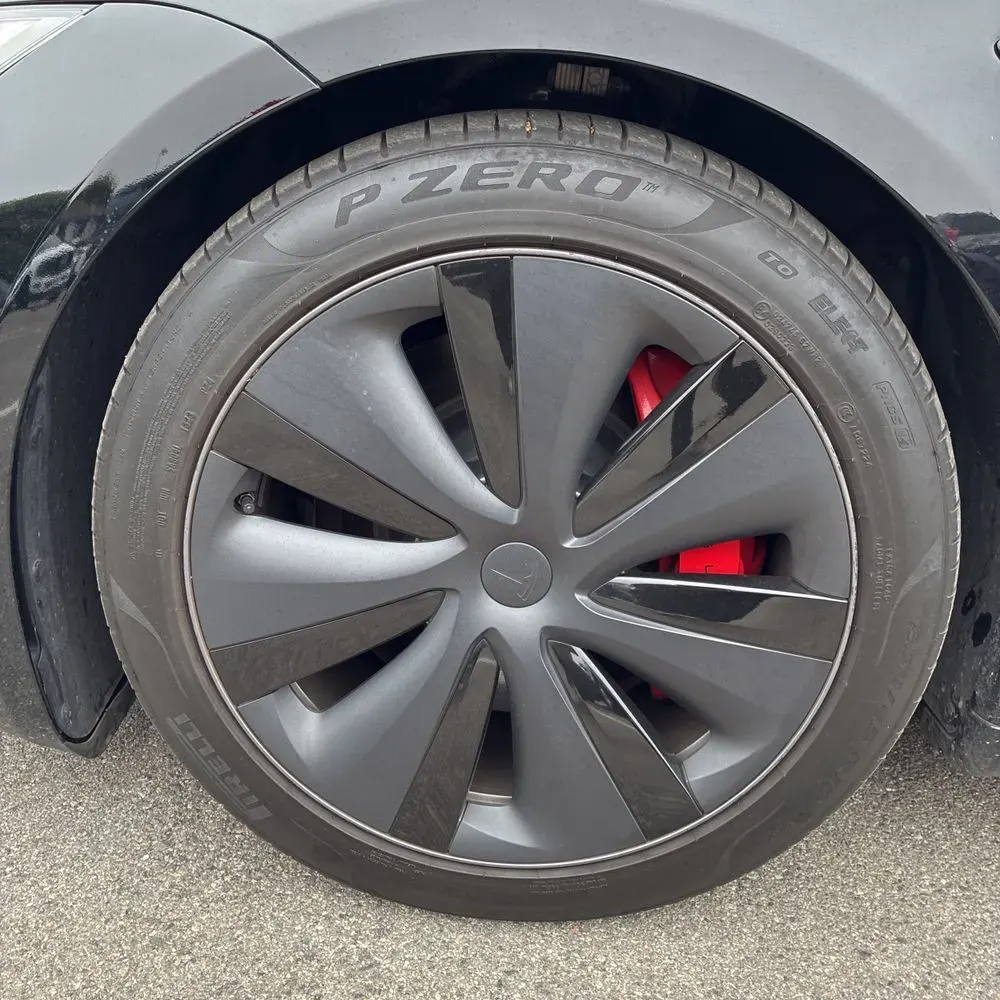 2023 Tesla Model S Plaid