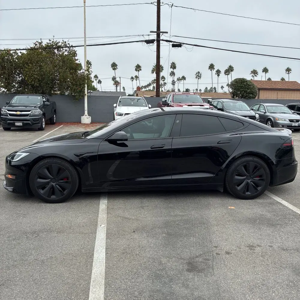 2023 Tesla Model S Plaid