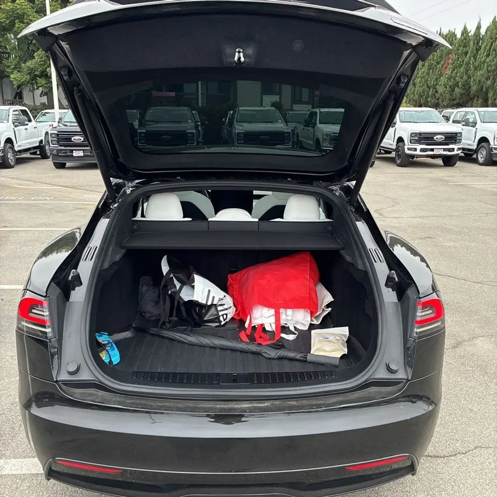 2023 Tesla Model S Plaid