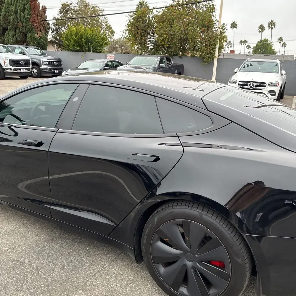 2023 Tesla Model S Plaid