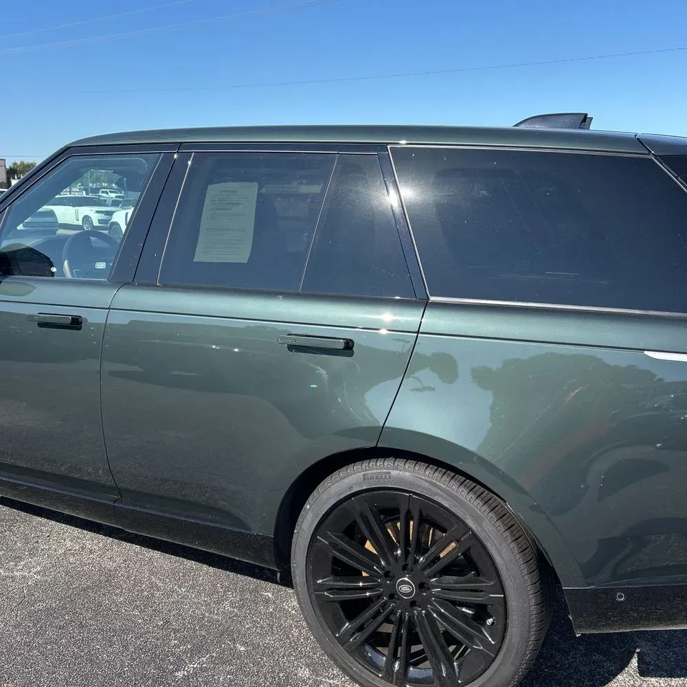 2025 Land Rover Range Rover Autobiography P530