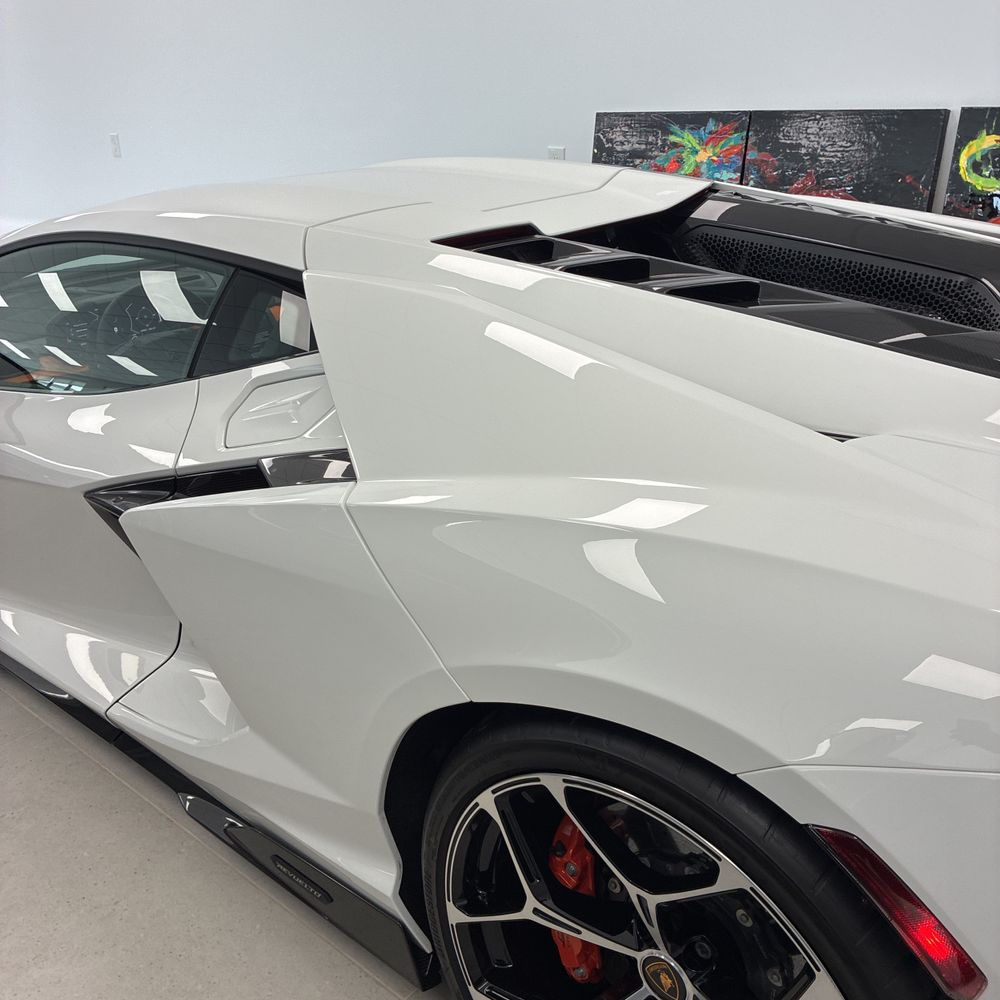 2024 Lamborghini Revuelto Base