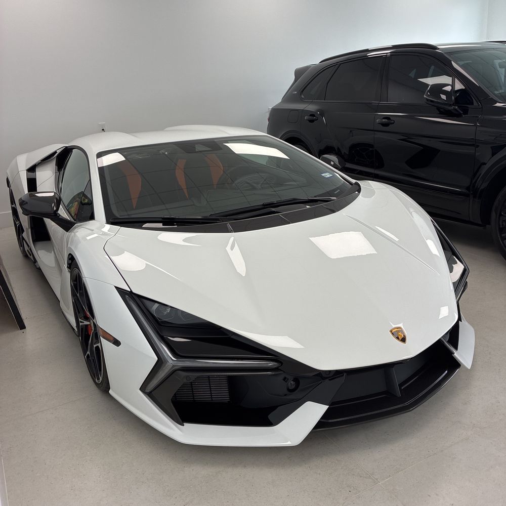 2024 Lamborghini Revuelto Base