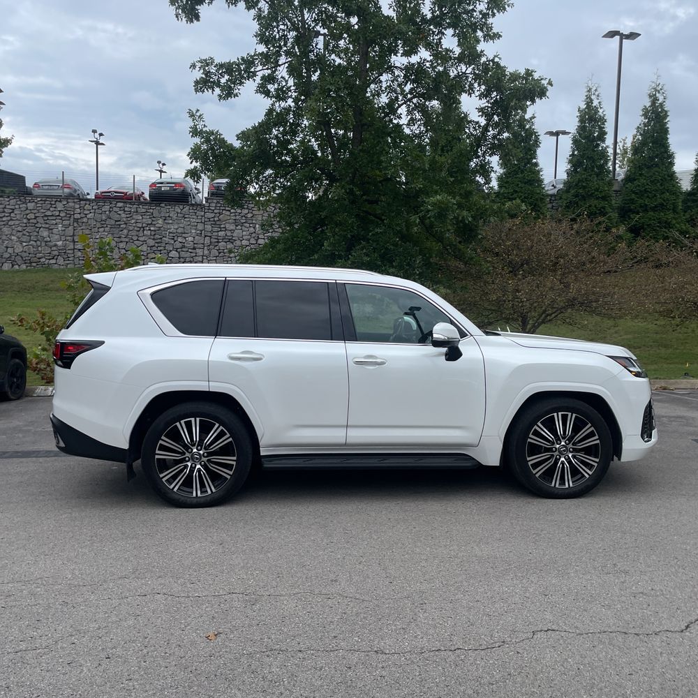2024 Lexus LX 600 Luxury