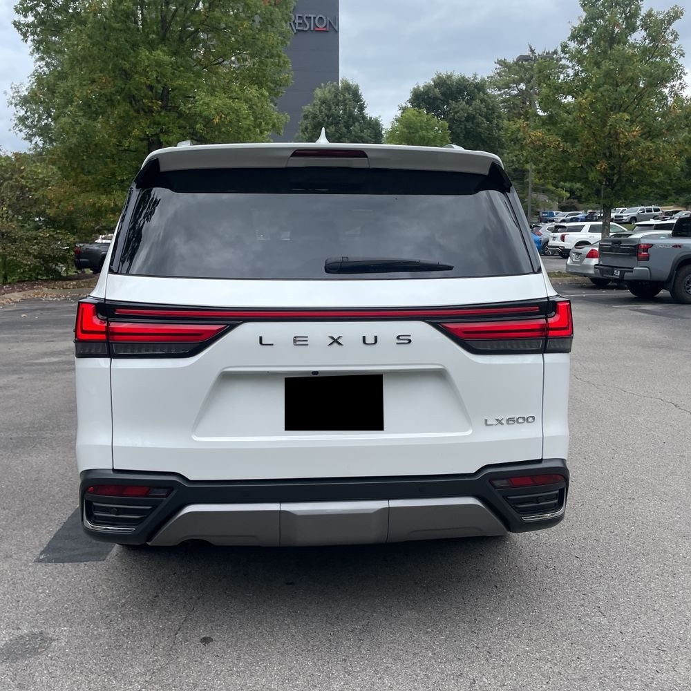 2024 Lexus LX 600 Luxury