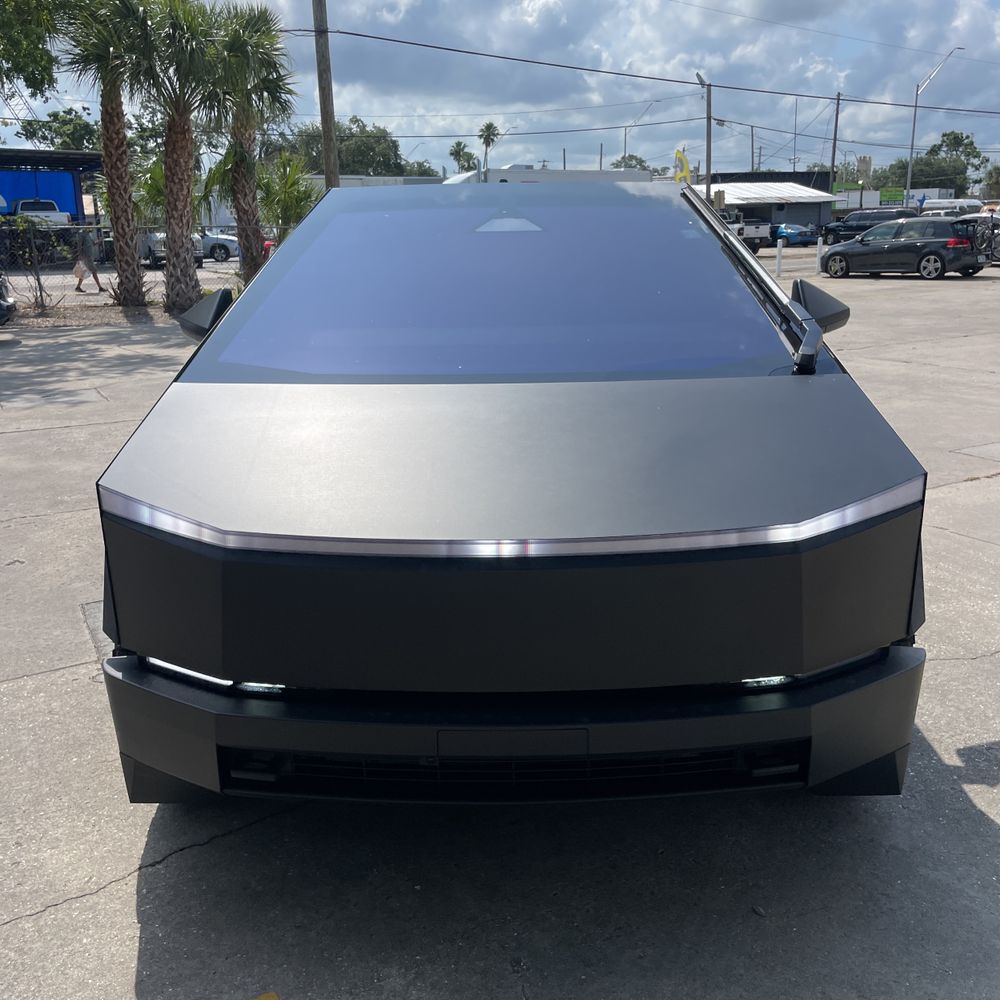 2024 Tesla Cybertruck Base