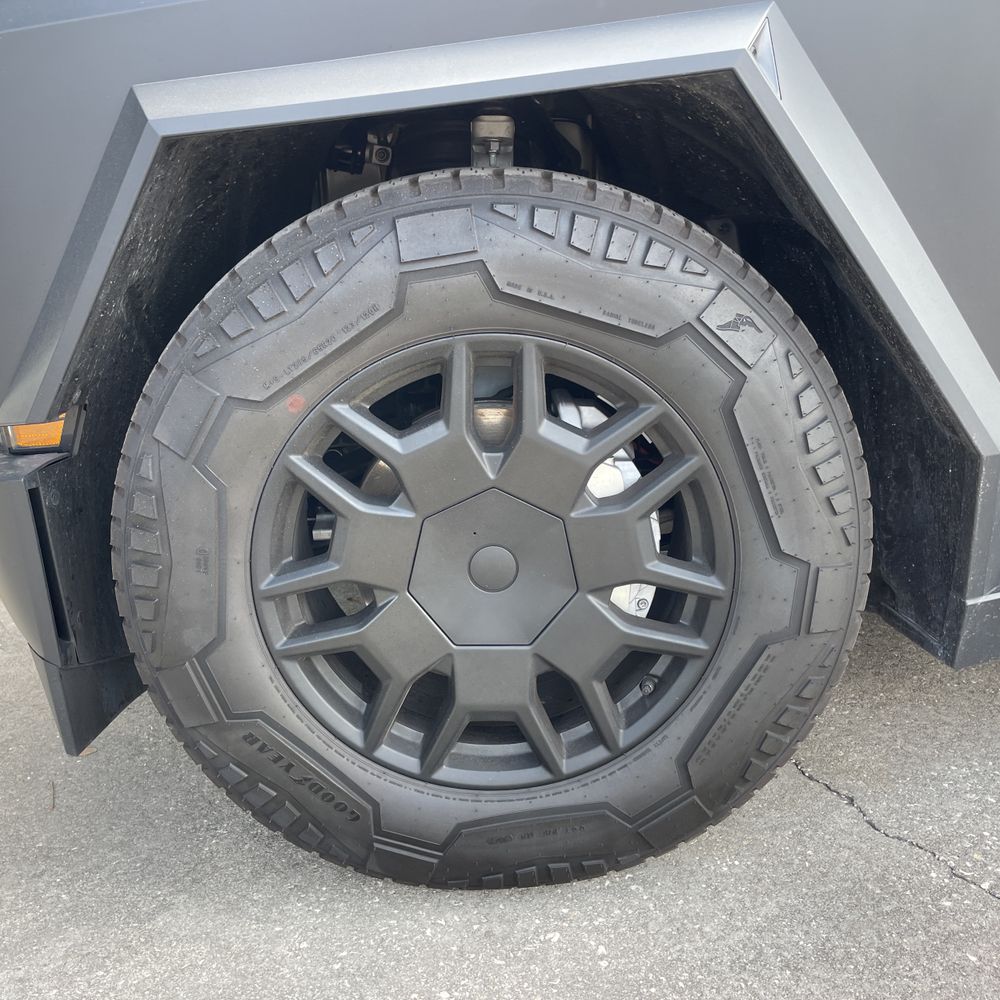 2024 Tesla Cybertruck Base