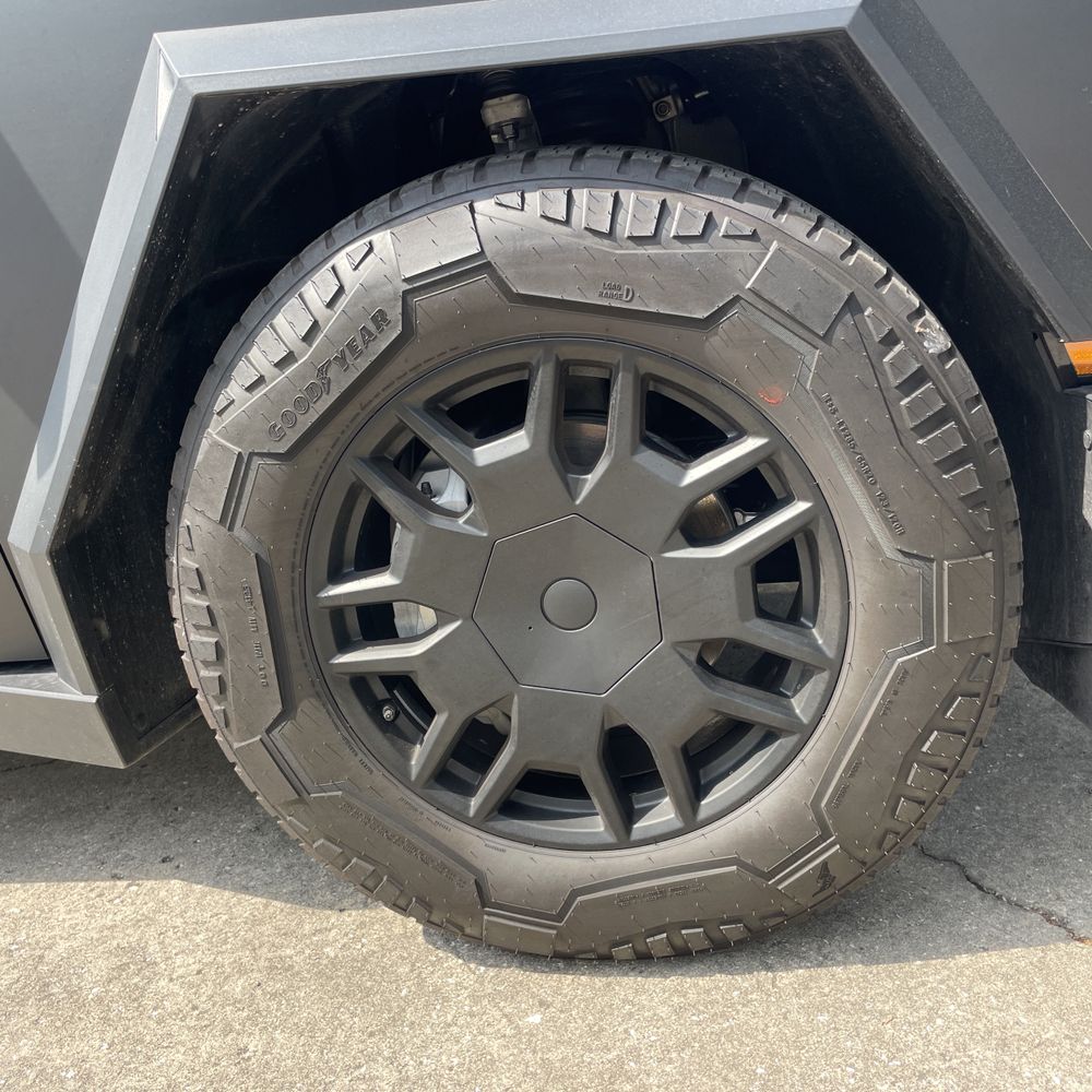 2024 Tesla Cybertruck Base