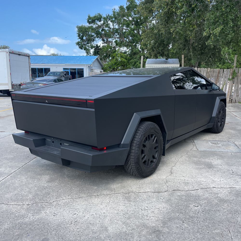 2024 Tesla Cybertruck Base