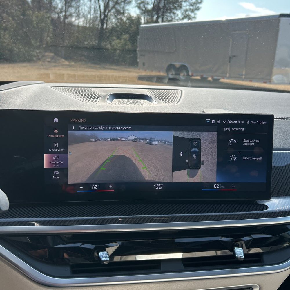2023 BMW X7 M60i