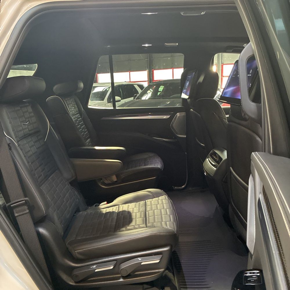 2025 Cadillac Escalade-V Base