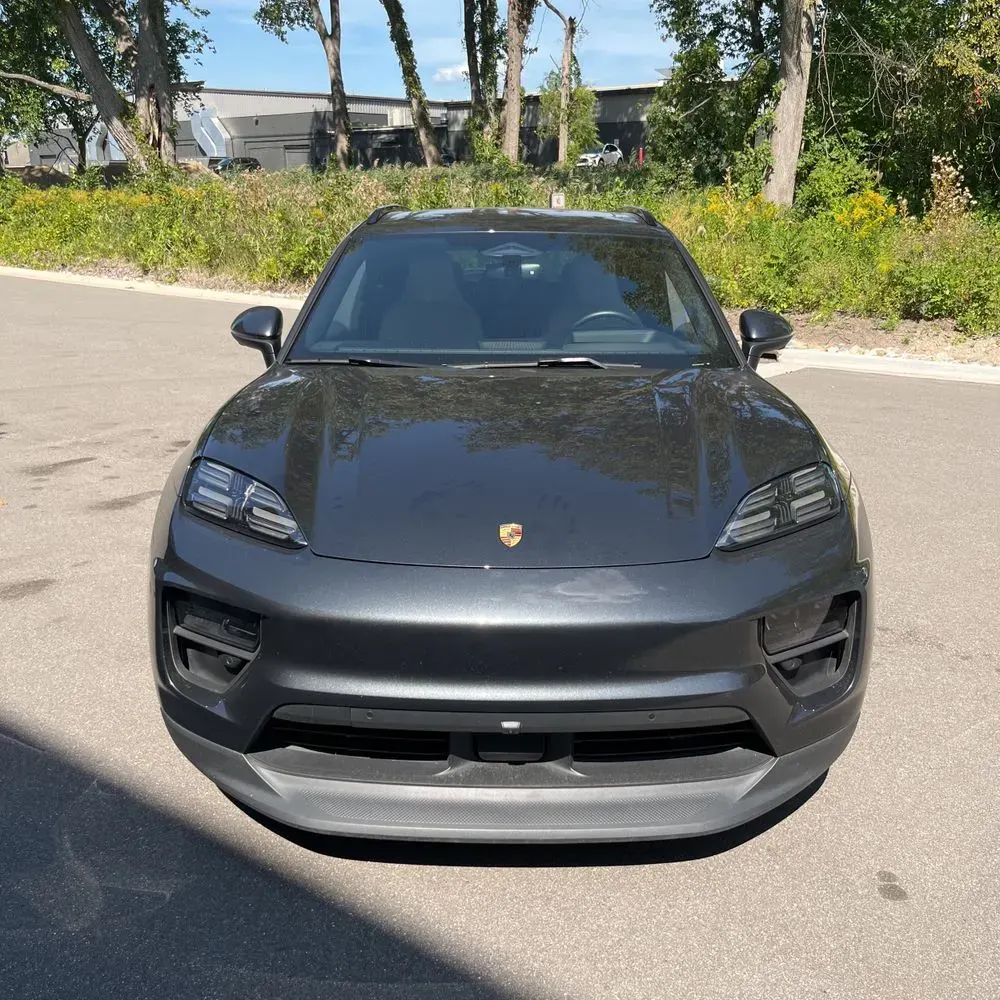 2024 Porsche Macan EV 4