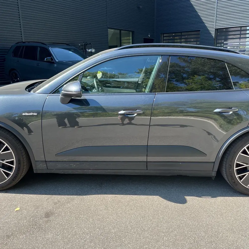2024 Porsche Macan EV 4