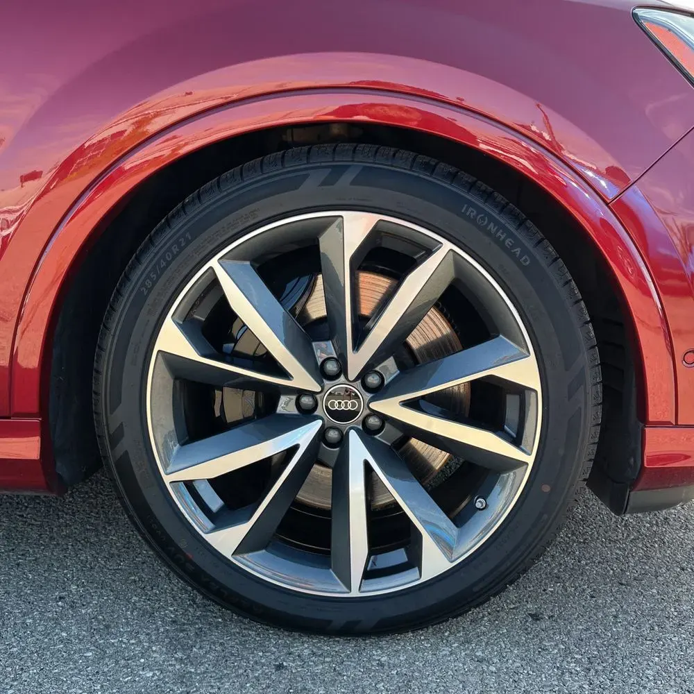 2024 Audi SQ7 Prestige