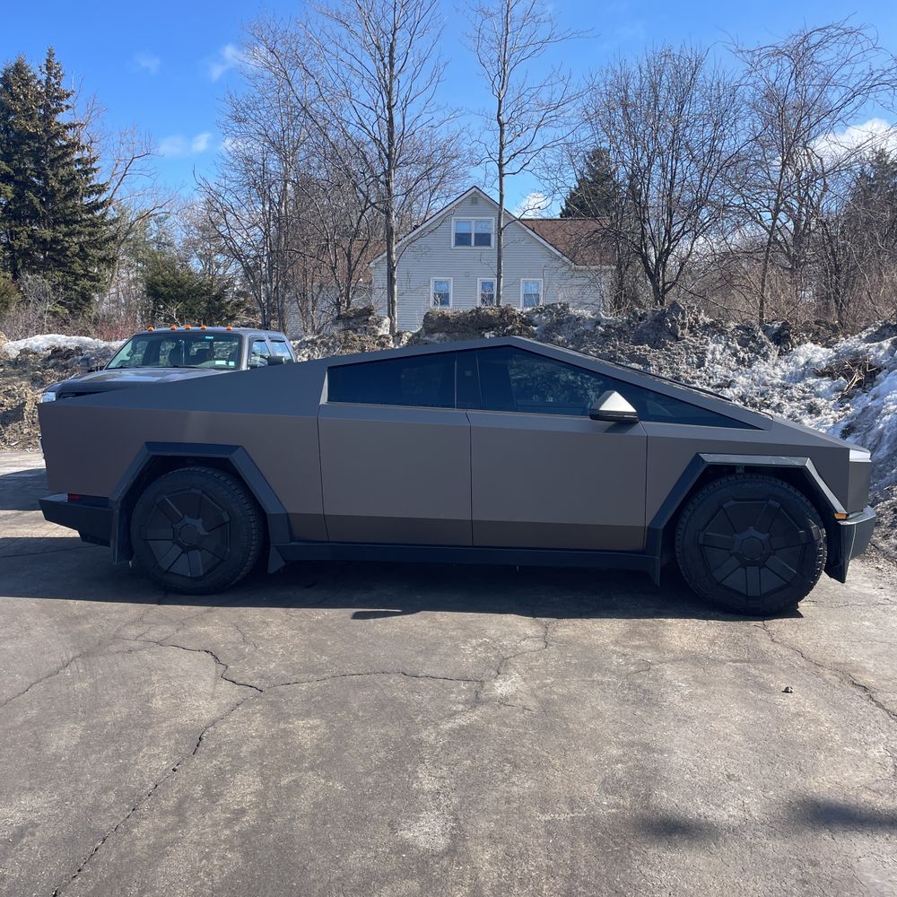 2024 Tesla Cybertruck Base