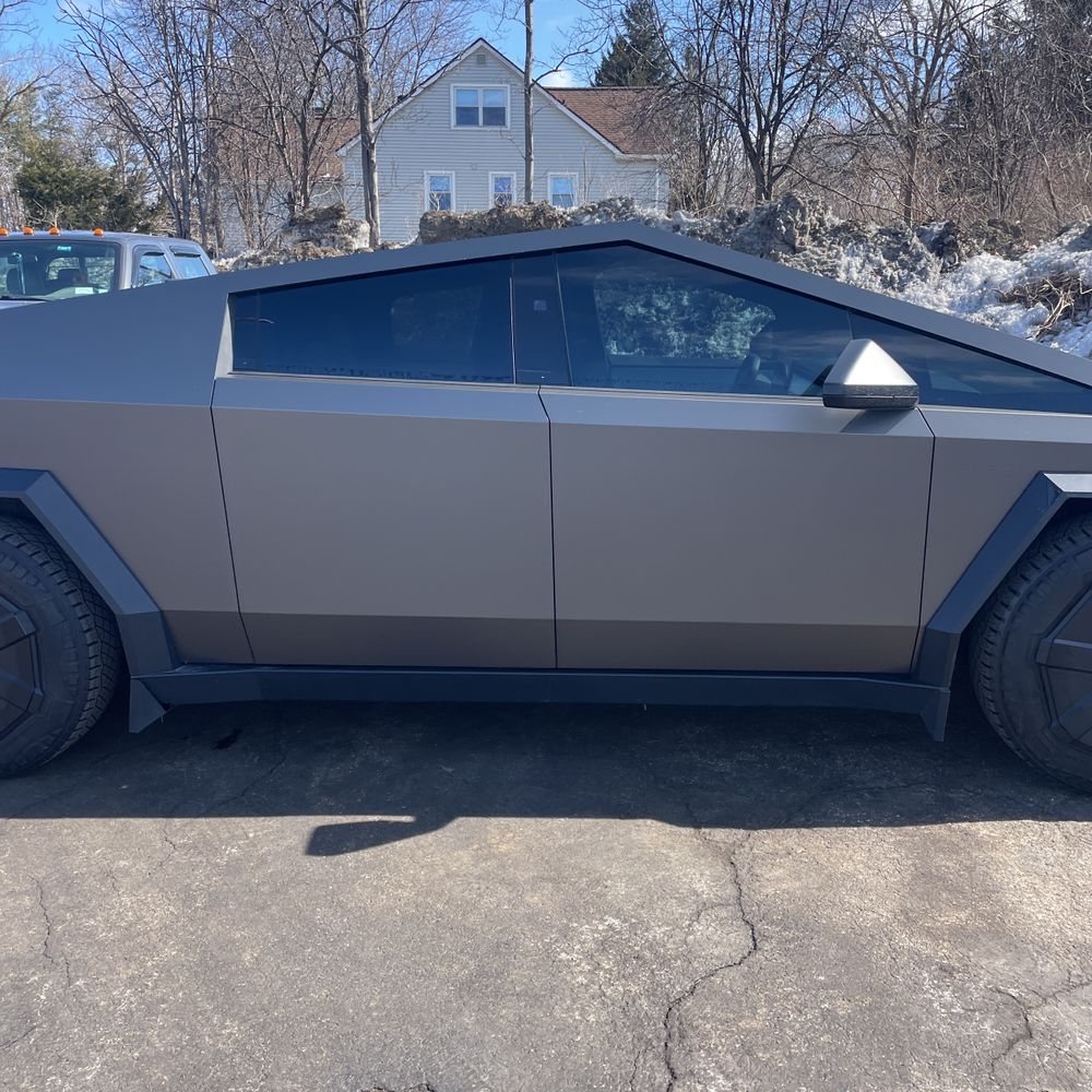 2024 Tesla Cybertruck Base