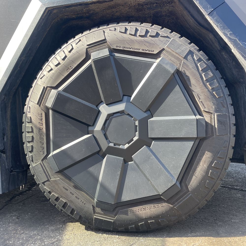 2024 Tesla Cybertruck Base