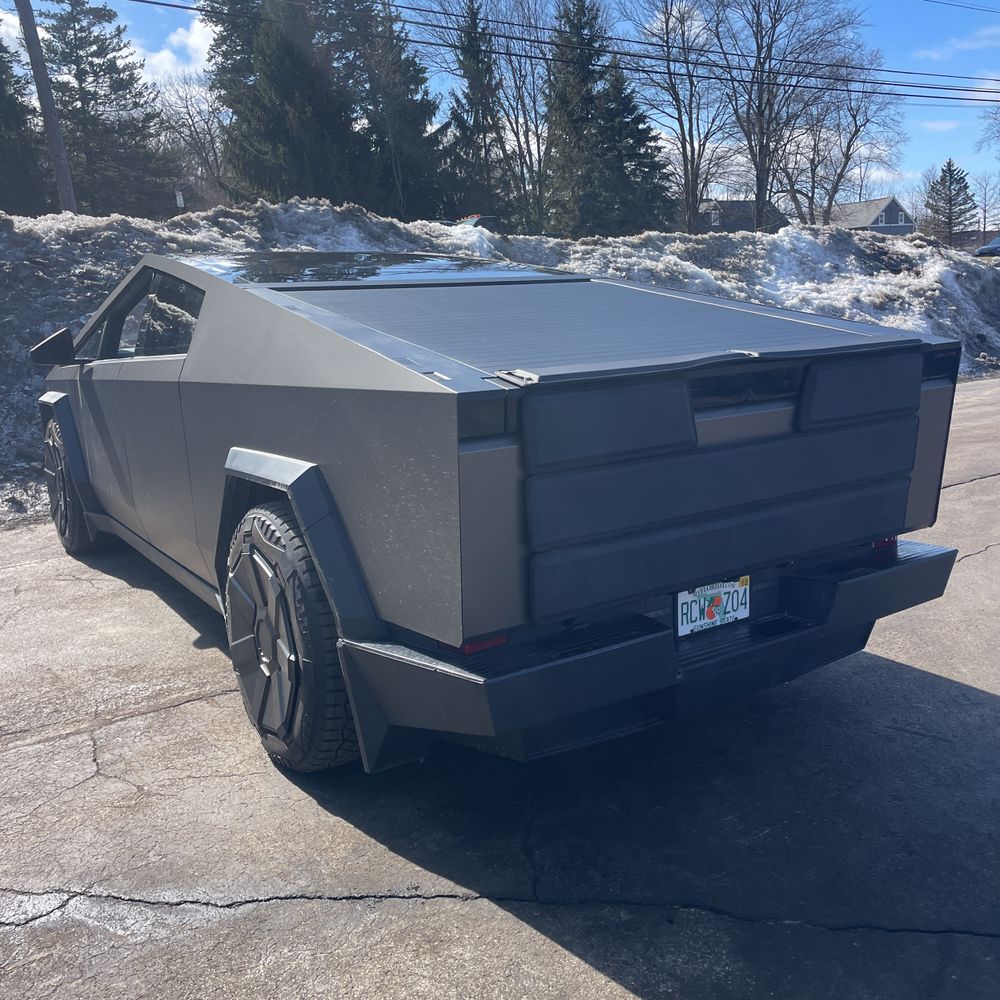 2024 Tesla Cybertruck Base
