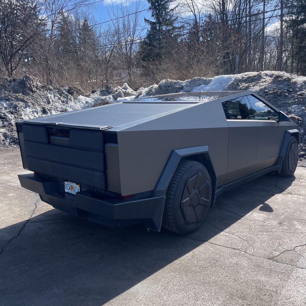 2024 Tesla Cybertruck Base