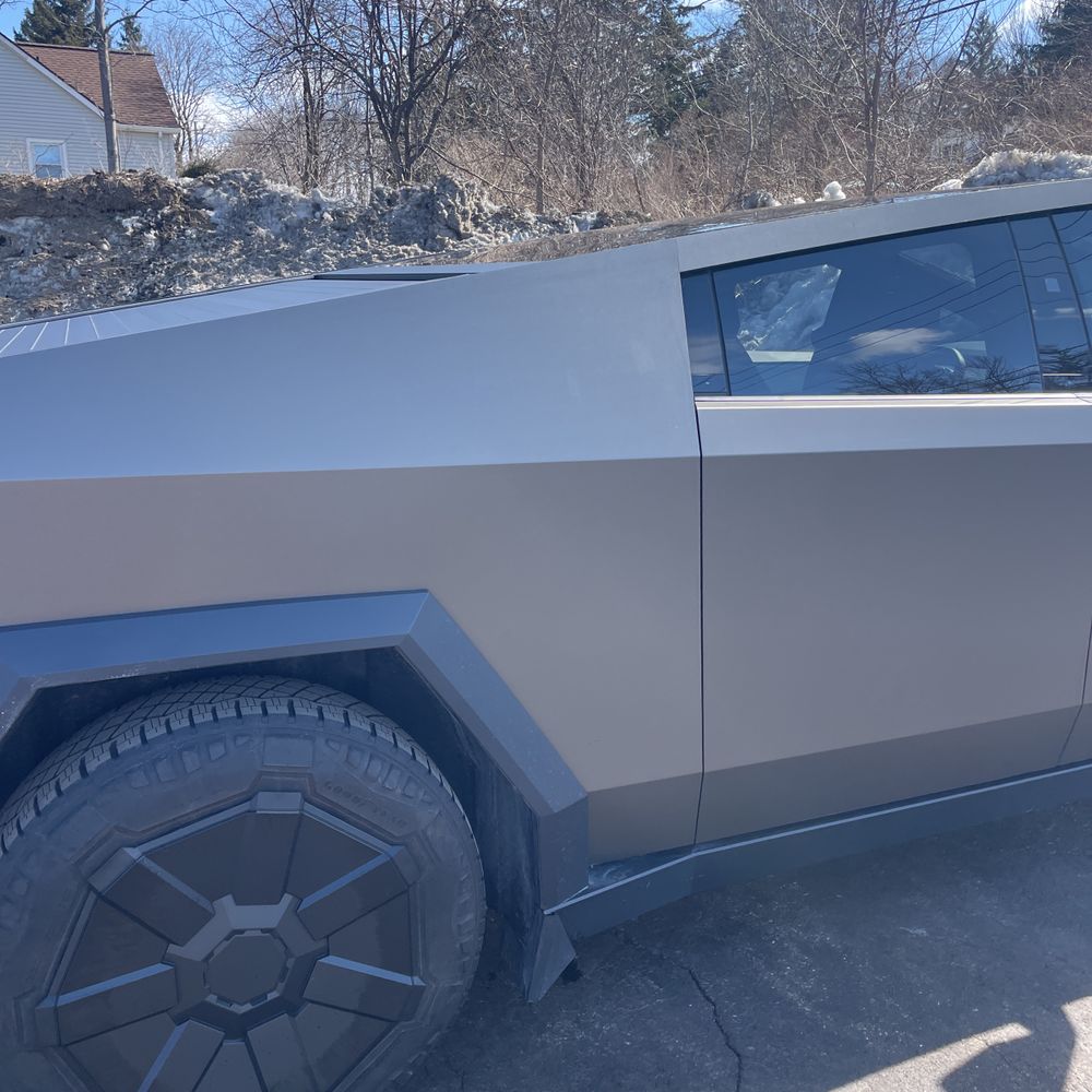 2024 Tesla Cybertruck Base