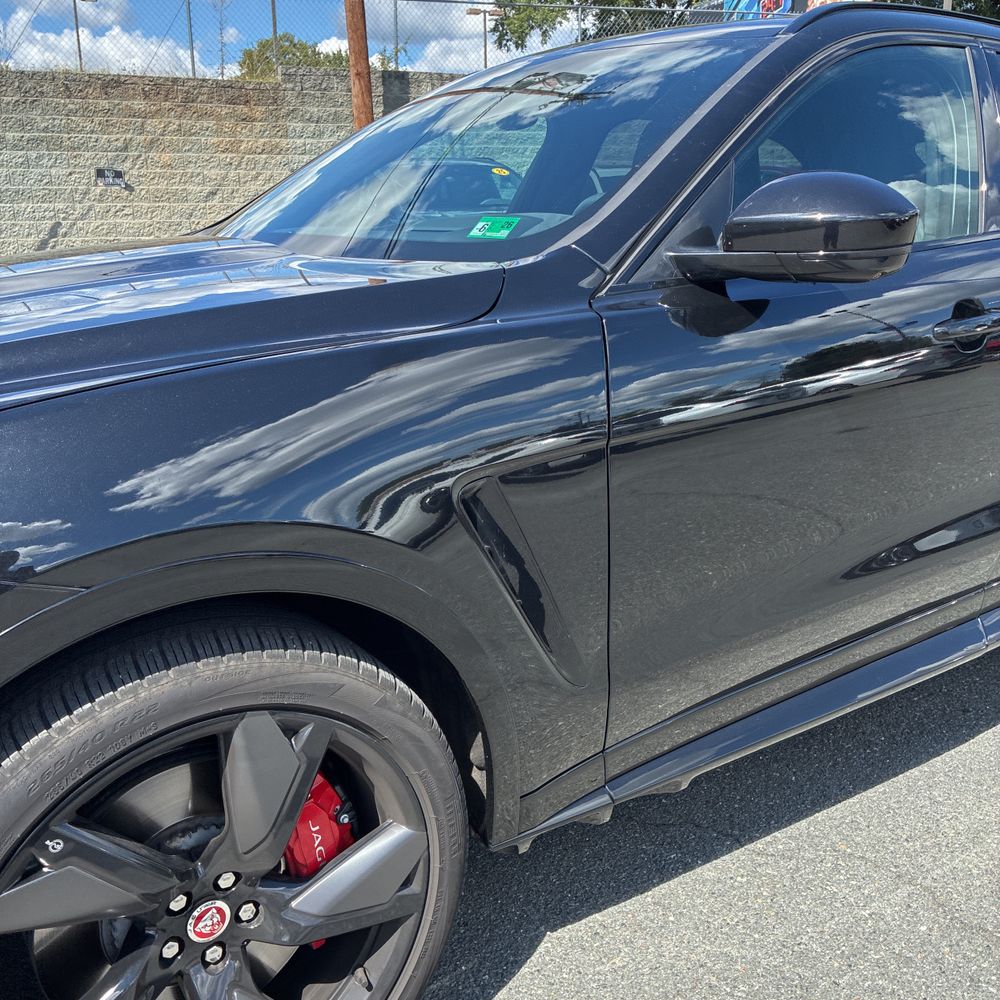 2023 Jaguar F-Pace SVR