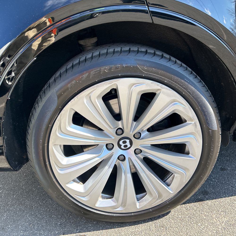 2021 Bentley Bentayga V8