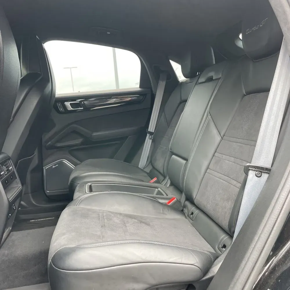 2022 Porsche Cayenne Turbo GT