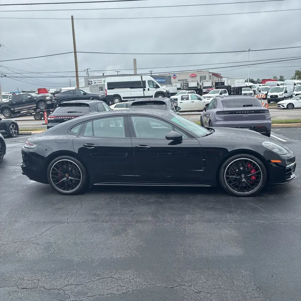 2019 Porsche Panamera GTS