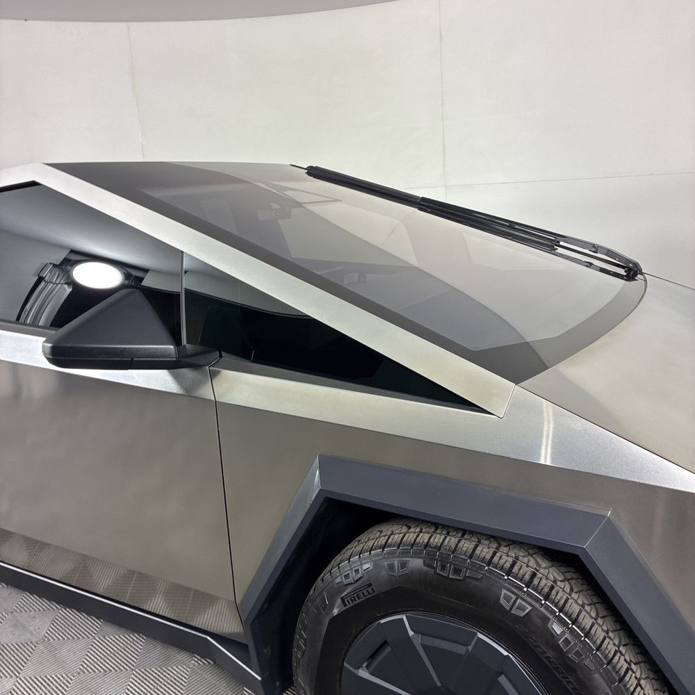 2025 Tesla Cybertruck Base