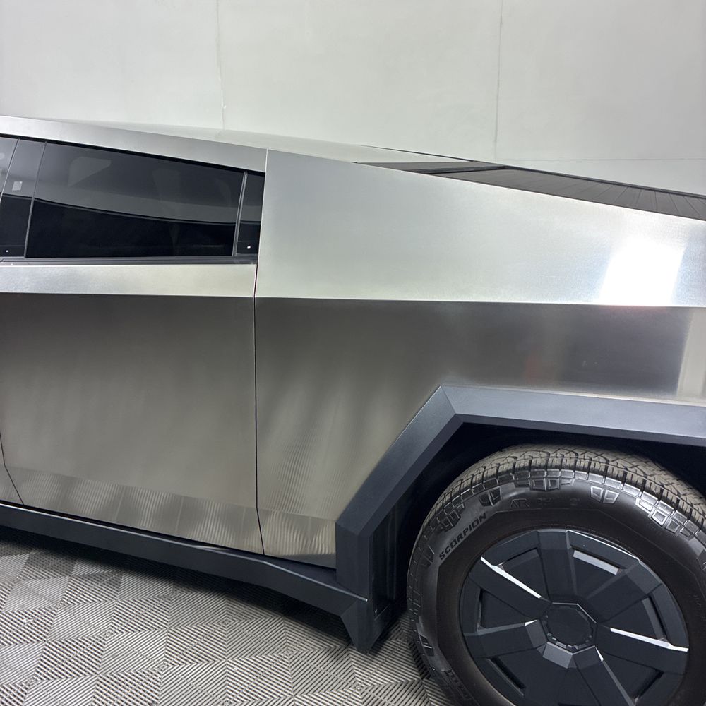 2025 Tesla Cybertruck Base