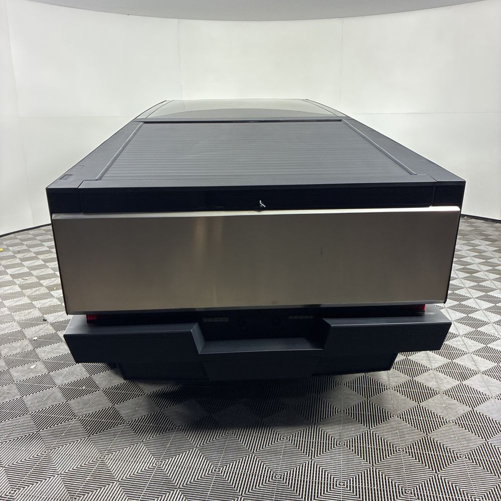 2025 Tesla Cybertruck Base
