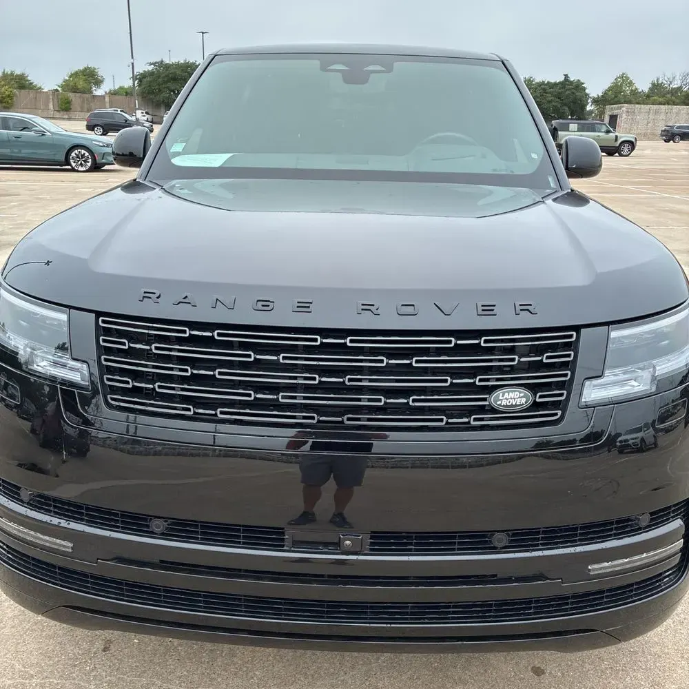 2025 Land Rover Range Rover SE P530