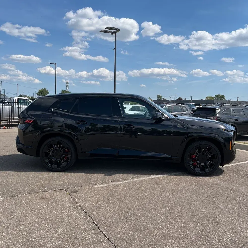 2025 BMW XM PHEV