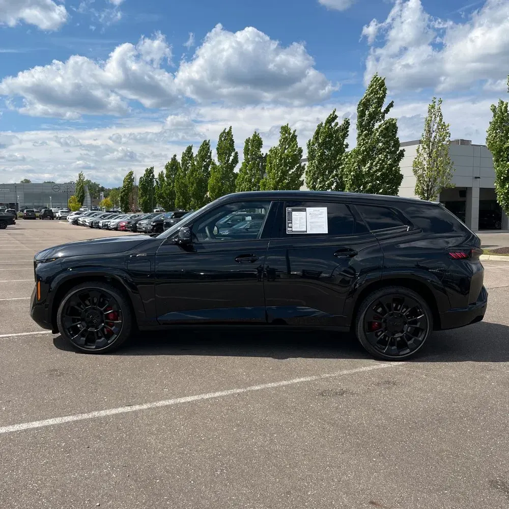 2025 BMW XM PHEV