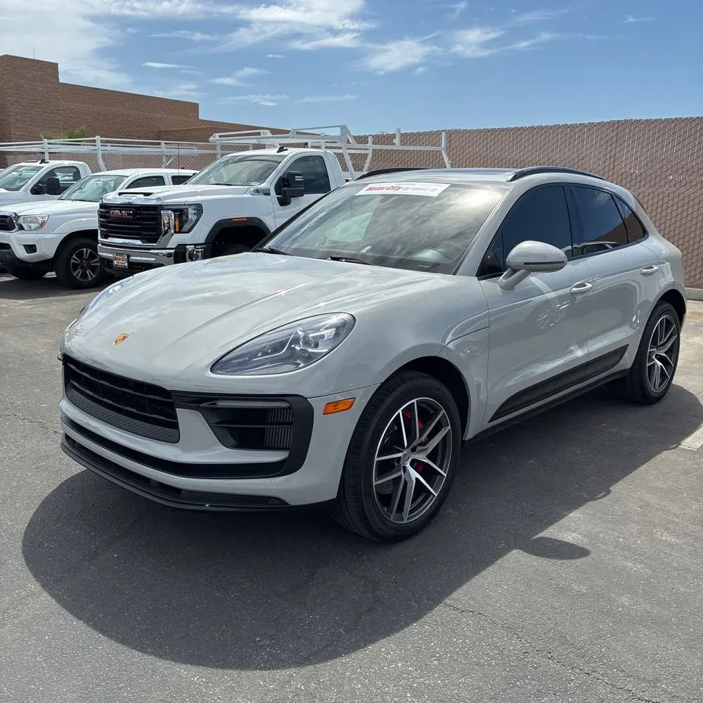 2022 Porsche Macan S