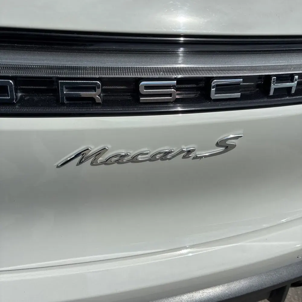2022 Porsche Macan S