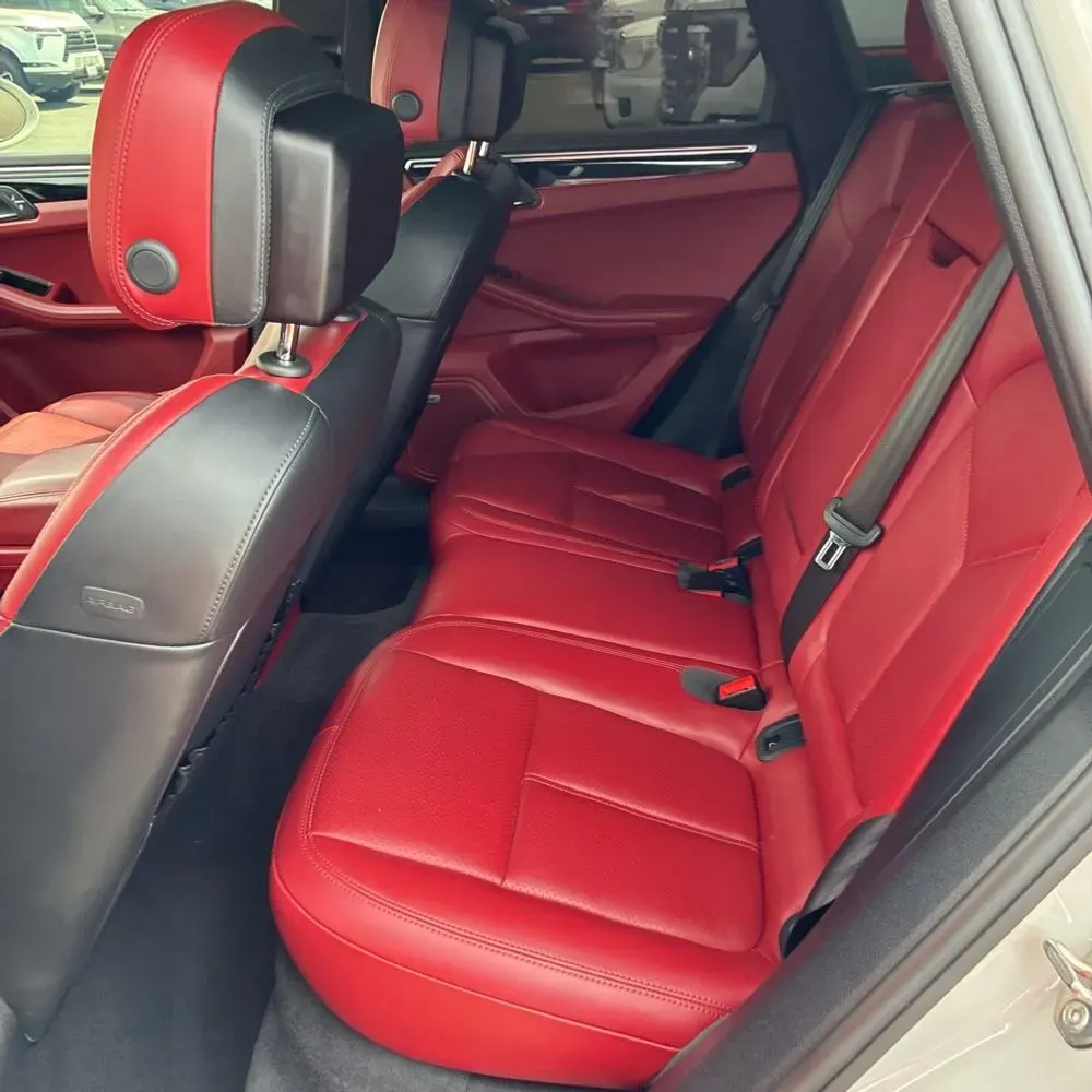 2022 Porsche Macan S