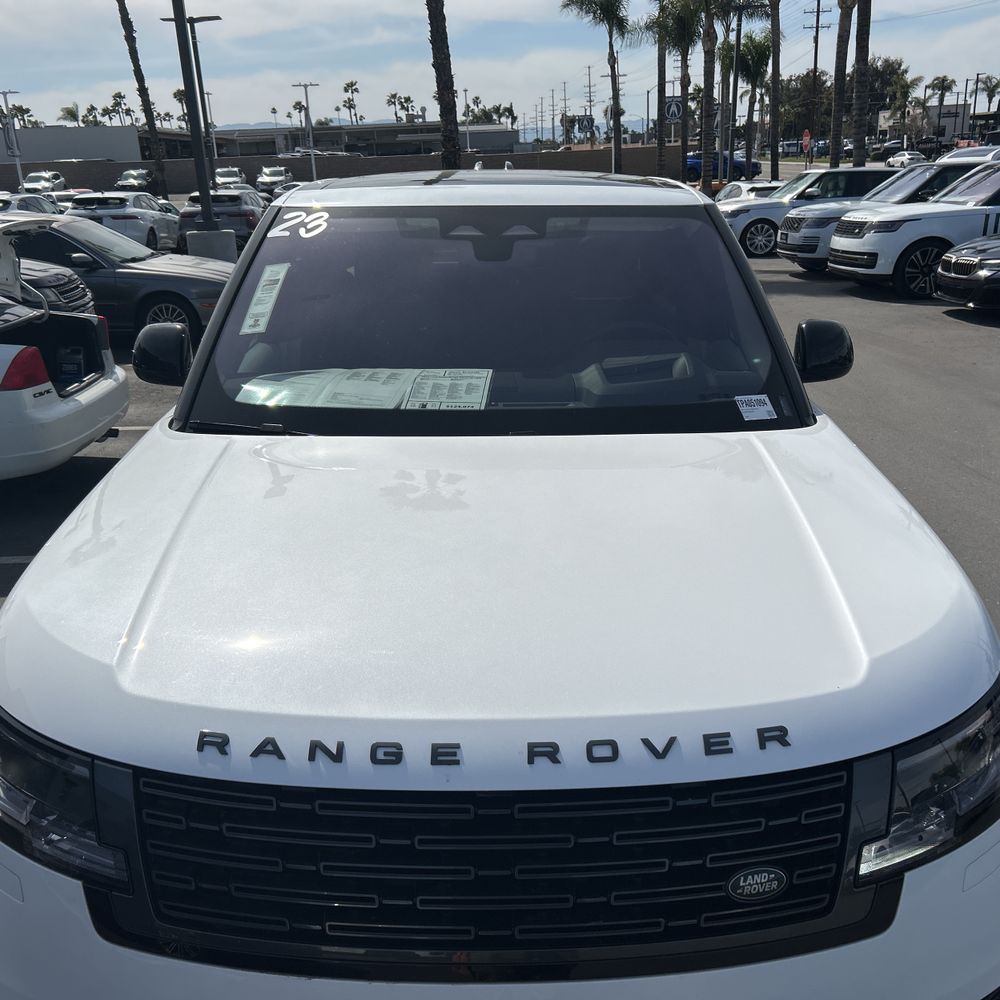 2023 Land Rover Range Rover P530 SE LWB