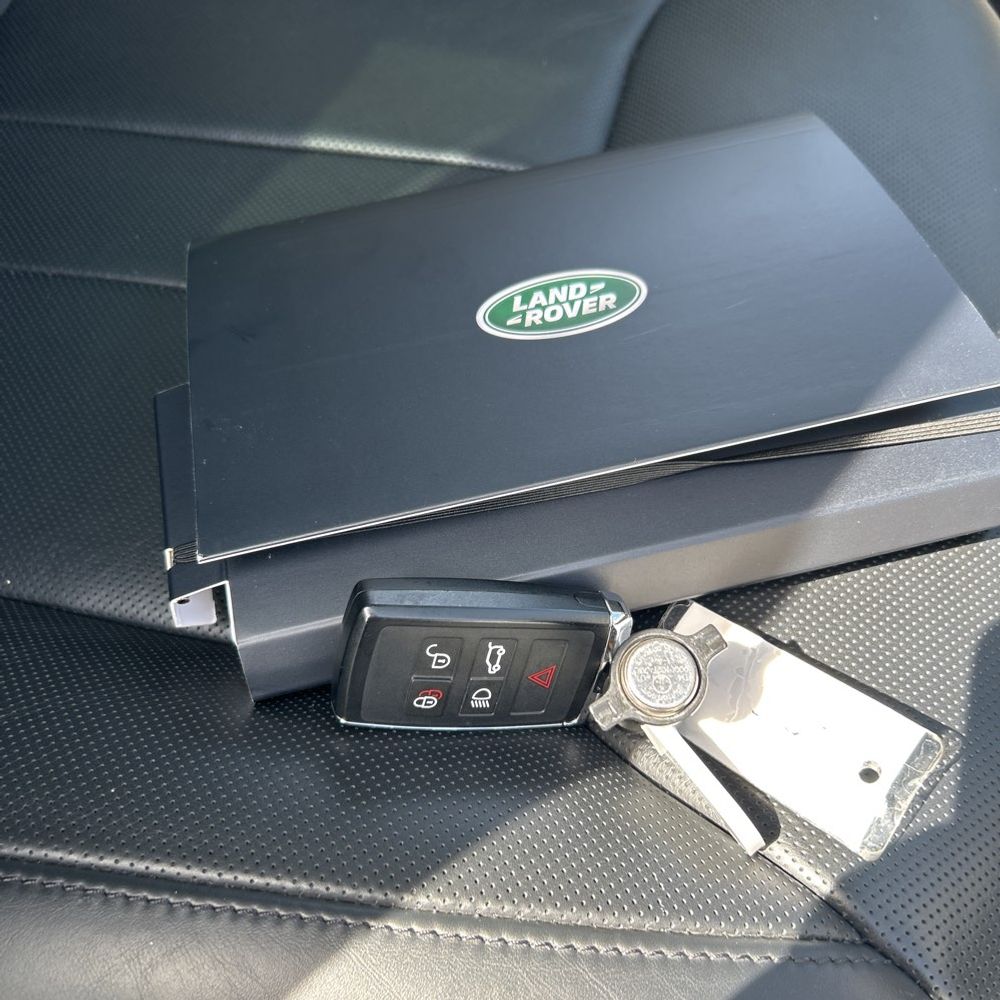 2023 Land Rover Range Rover P530 SE LWB