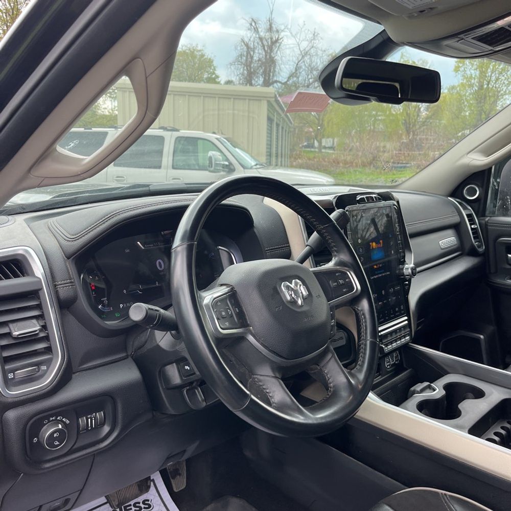 2024 Ram 3500 Laramie