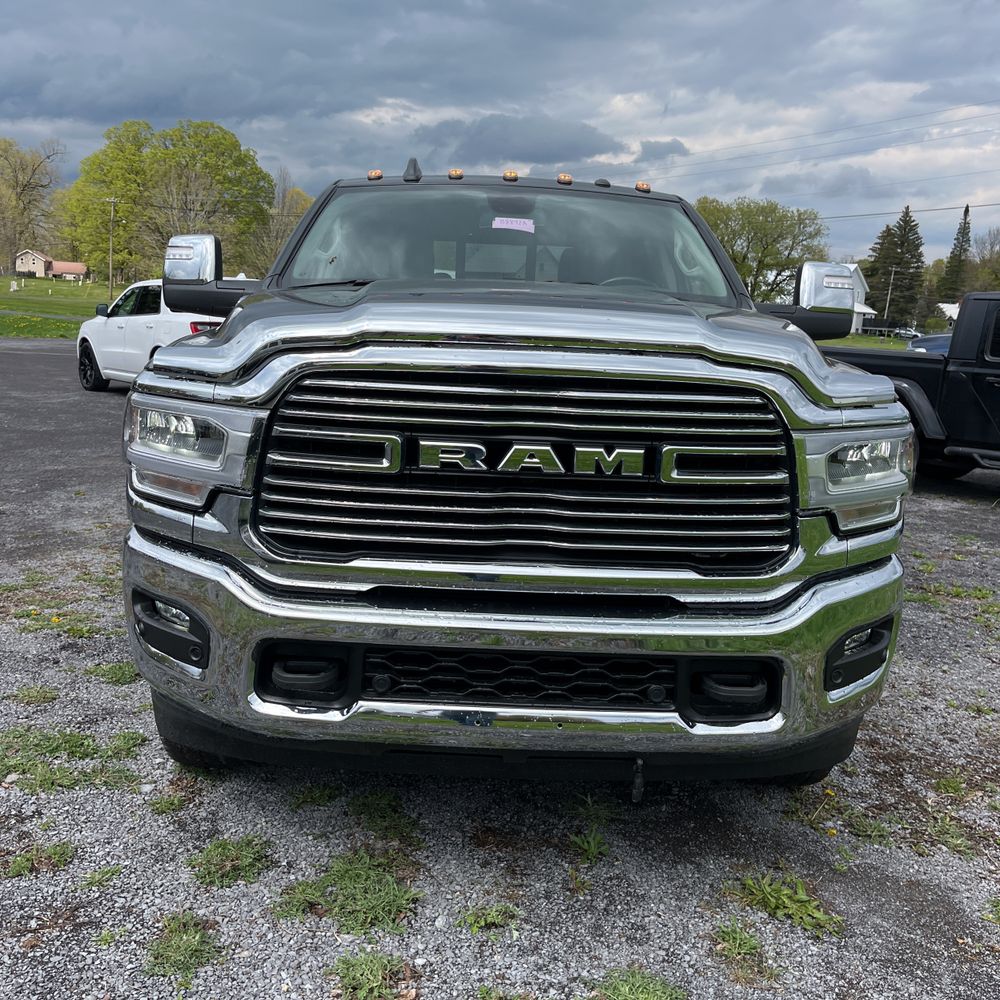 2024 Ram 3500 Laramie