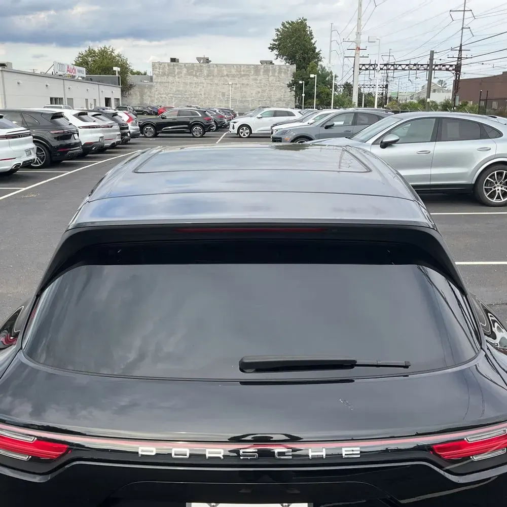 2023 Porsche Cayenne Base