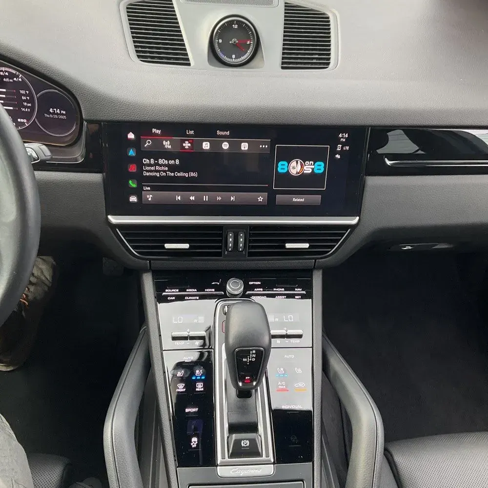 2023 Porsche Cayenne Base