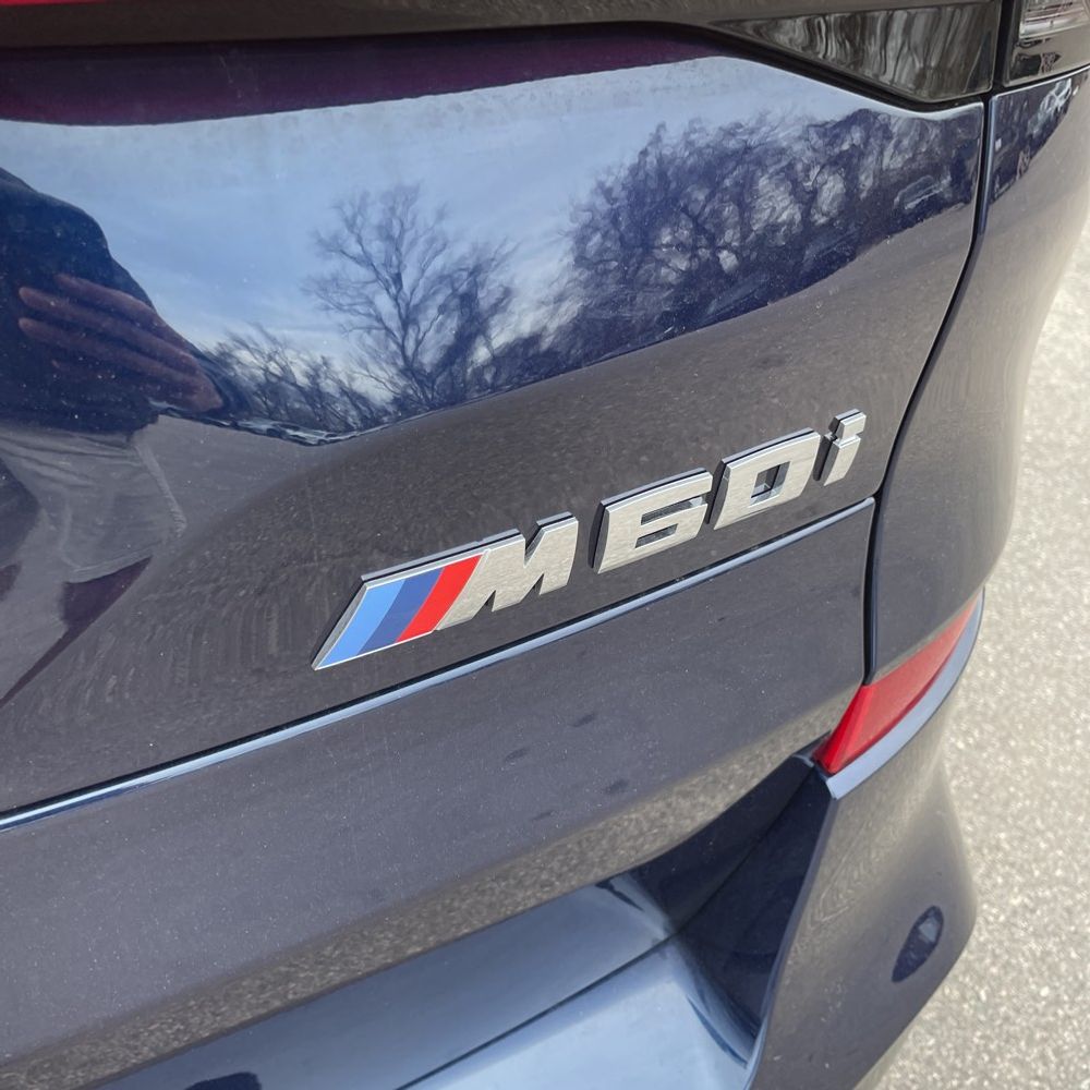 2025 BMW X5 M60i